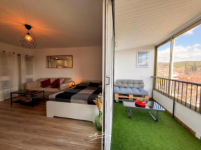 Studio lumineux 4 couchages avec terrasse à 500m de la plage, parking gratuit